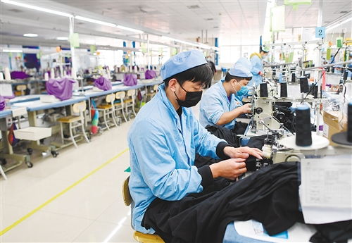 紡織服裝及日用品銷售呈現(xiàn)新趨勢(shì)，數(shù)字經(jīng)濟(jì)與消費(fèi)升級(jí)雙輪驅(qū)動(dòng)產(chǎn)業(yè)變革